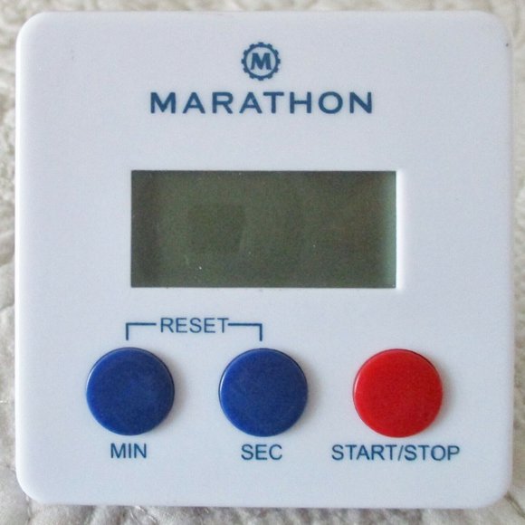 Lot OF 9 Marathon 100 Minute Digital Timer Magnetic Clip Stands White